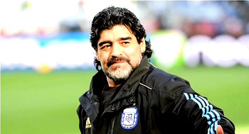 Argentine judge fired after causing mistrial of Maradona medical team